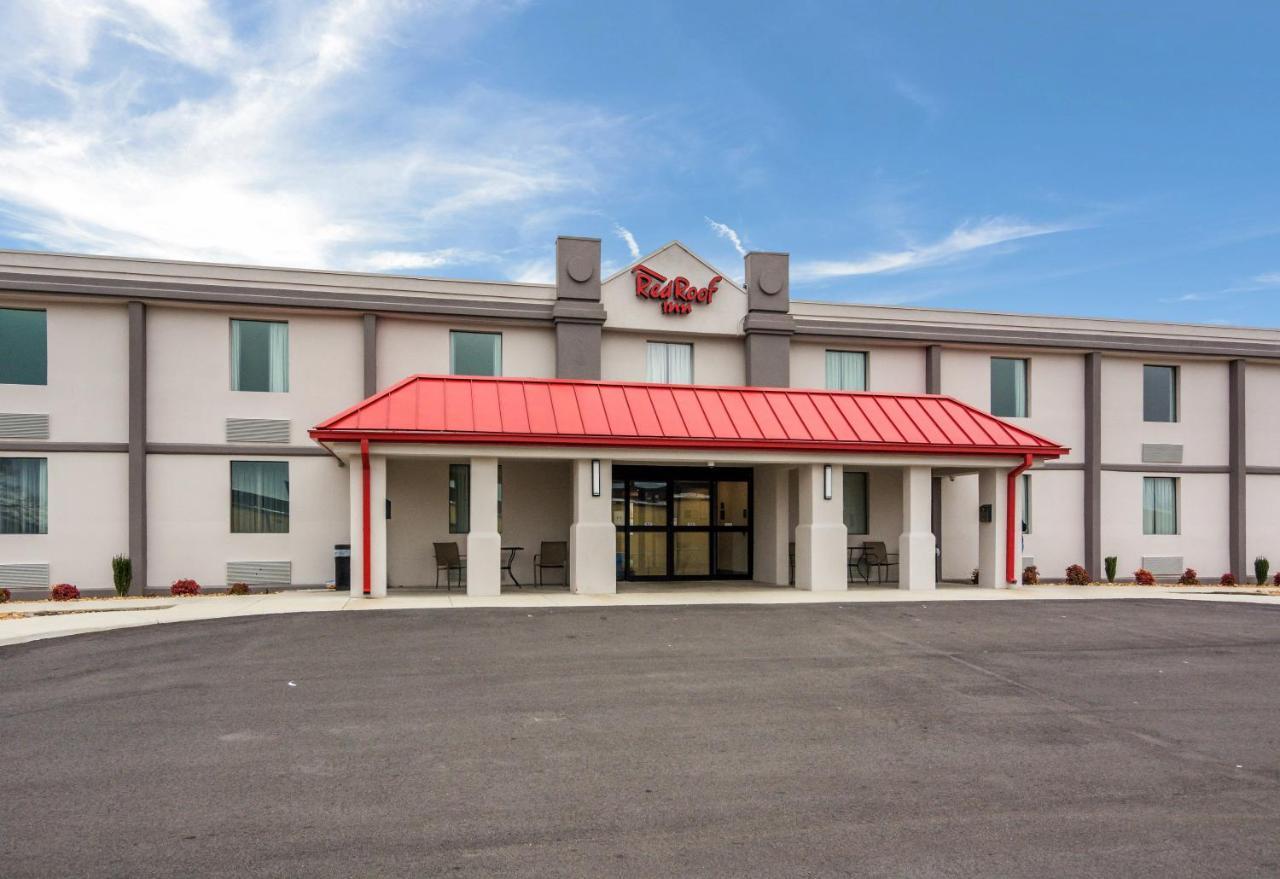 Red Roof Inn Chester Extérieur photo